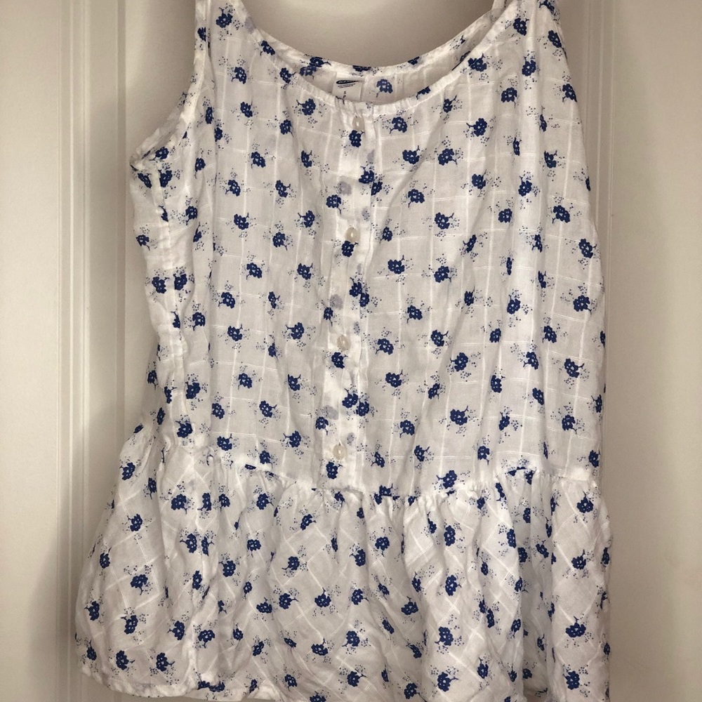 Old Navy White flower tank